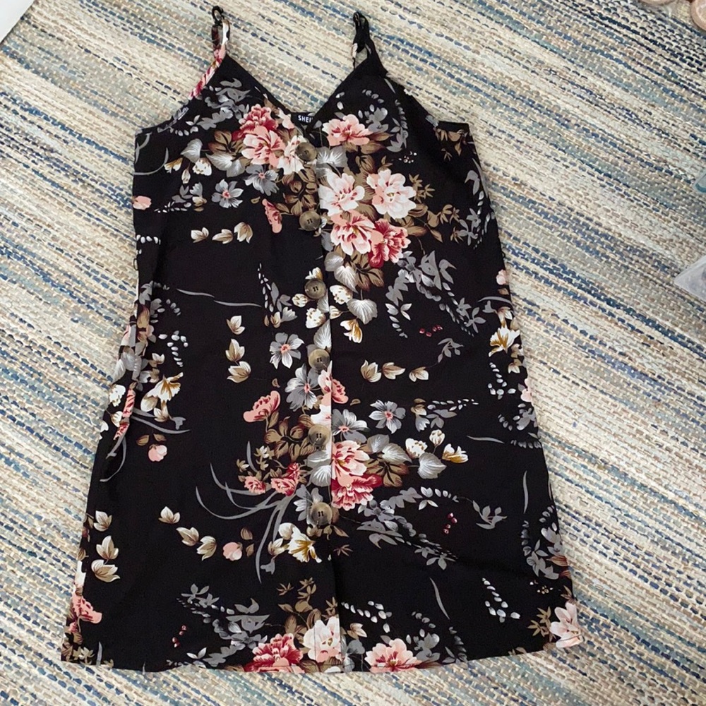 Mini dress